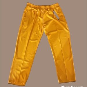 Women’s casual dress pant. NWT